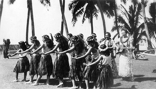 Hula Dancers